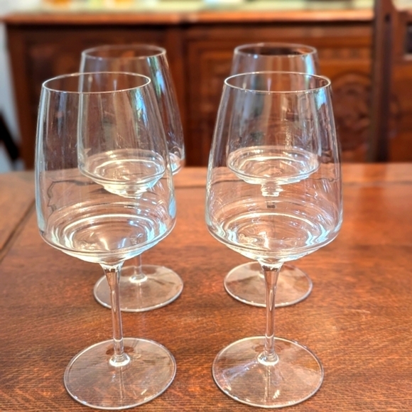 Vintage 2008 Mikasa Ripple (4) Wine Goblet/Glasses - 22oz - Picture 3 of 9